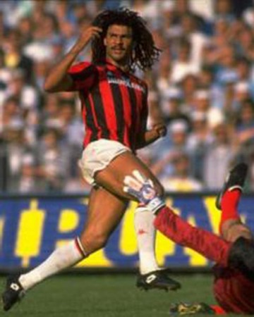  意大利超级杯巅峰对决，米兰双雄争夺桂冠