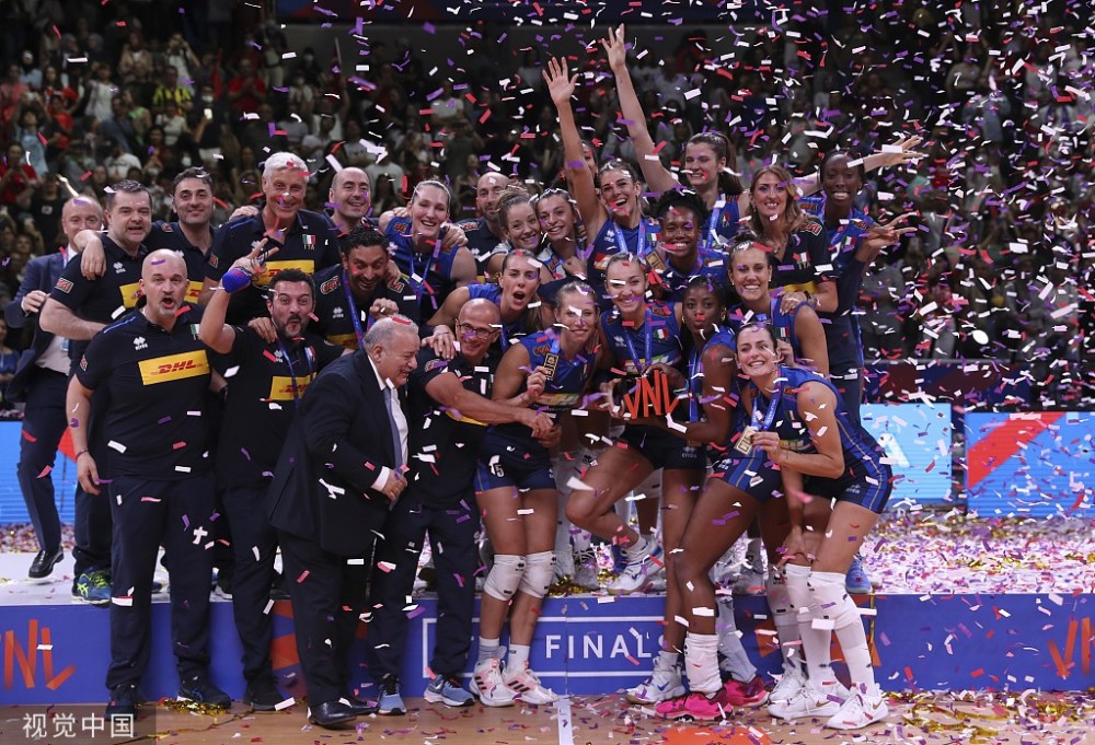  贾巴尔年终总决赛突围，首次参赛便进四强